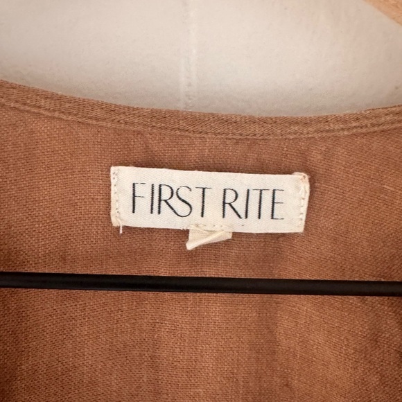 First Rite Linen Tie Top - Picture 4 of 4